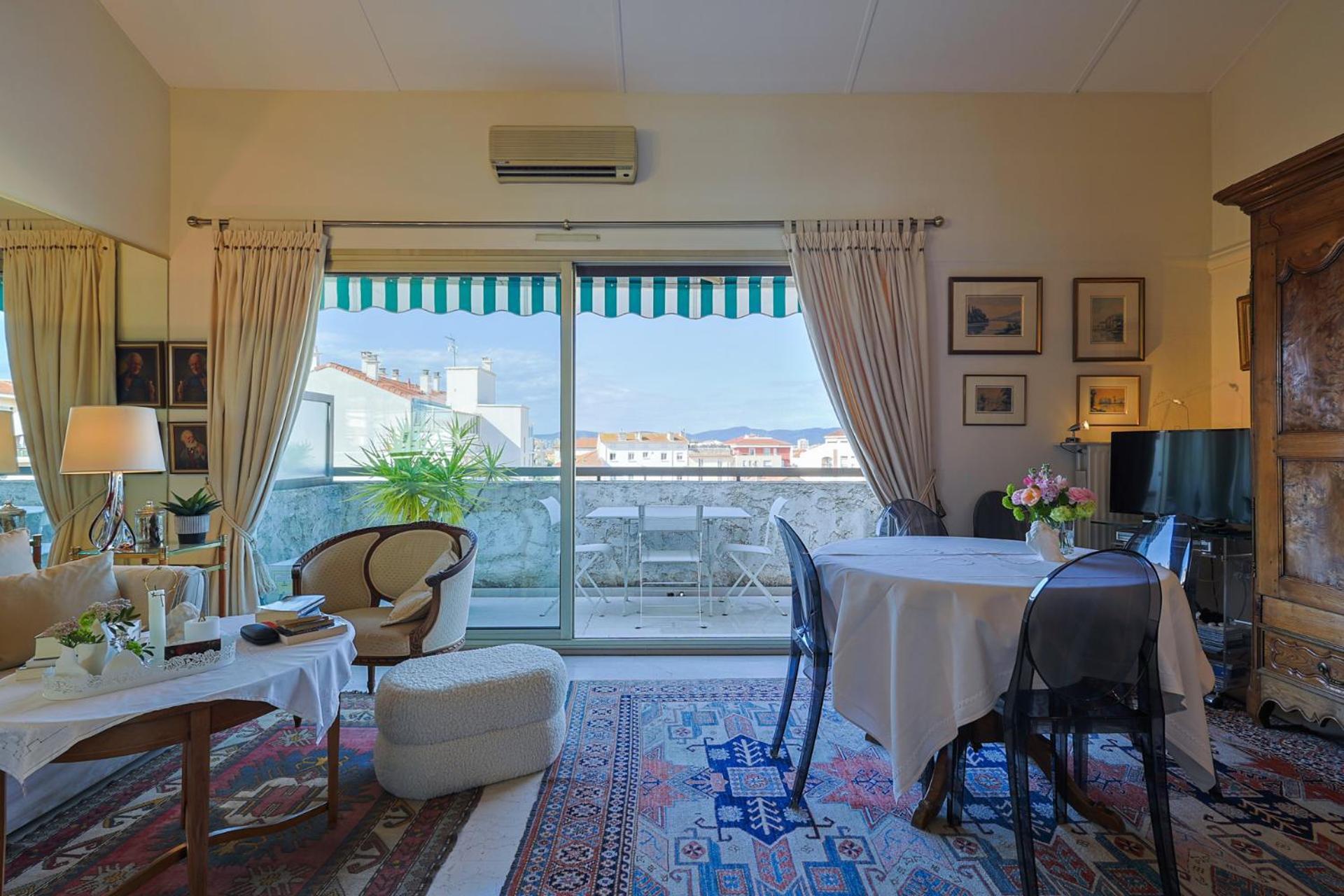Appartement Globetrotter Saint-Raphaël Εξωτερικό φωτογραφία