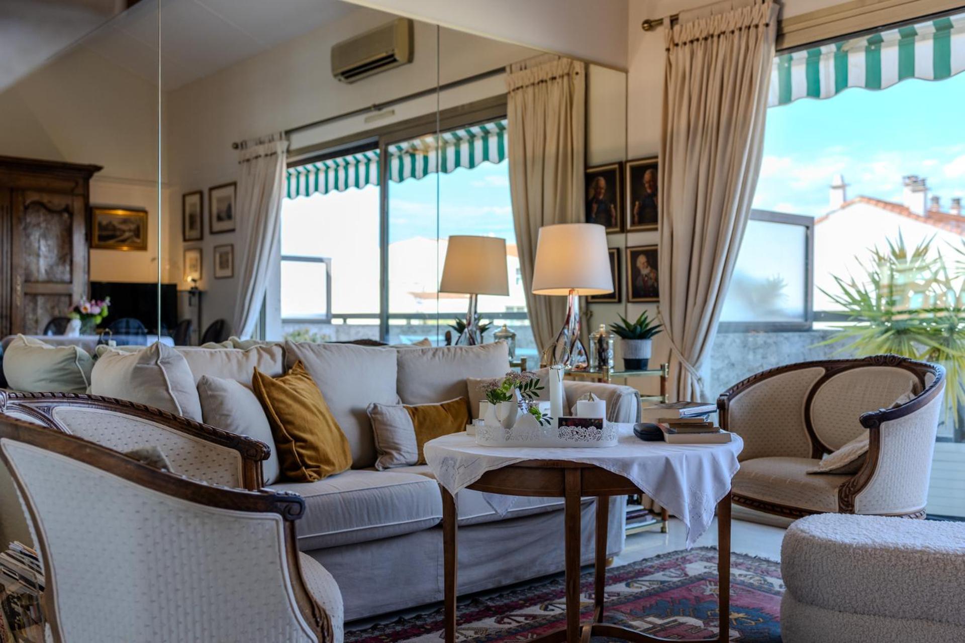 Appartement Globetrotter Saint-Raphaël Εξωτερικό φωτογραφία